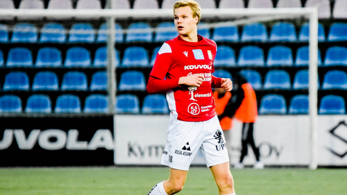 Väinö Hietala ottelussa FC Kiffeniä vastaan MyPassa 2021